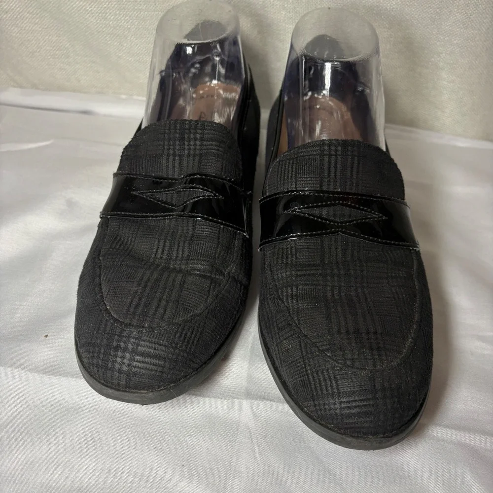Clarks Trish Rose Black Plaid Plaid Patent Trim Comfort Penny Loafers Women's 10